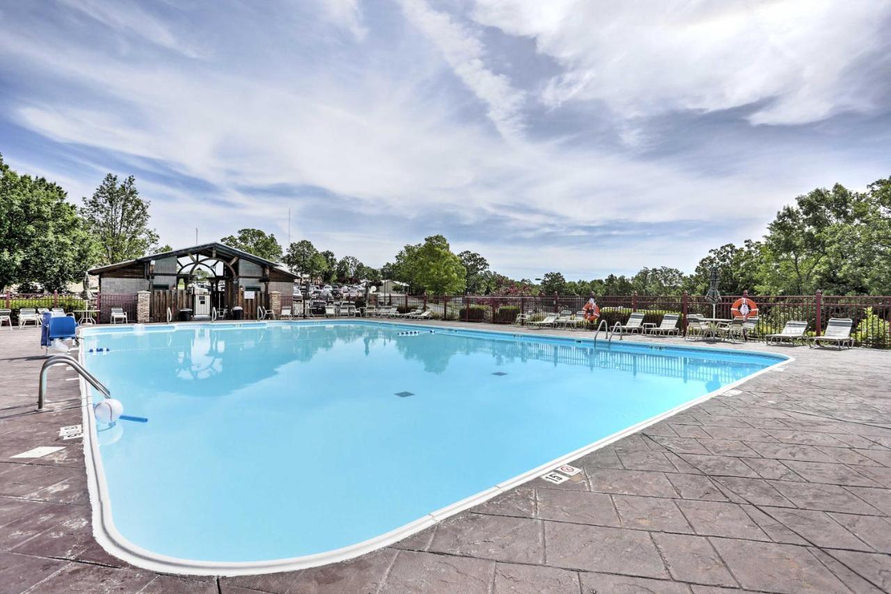 Branson Condo On Golf Course, 4 Mi To Downtown ภายนอก รูปภาพ
